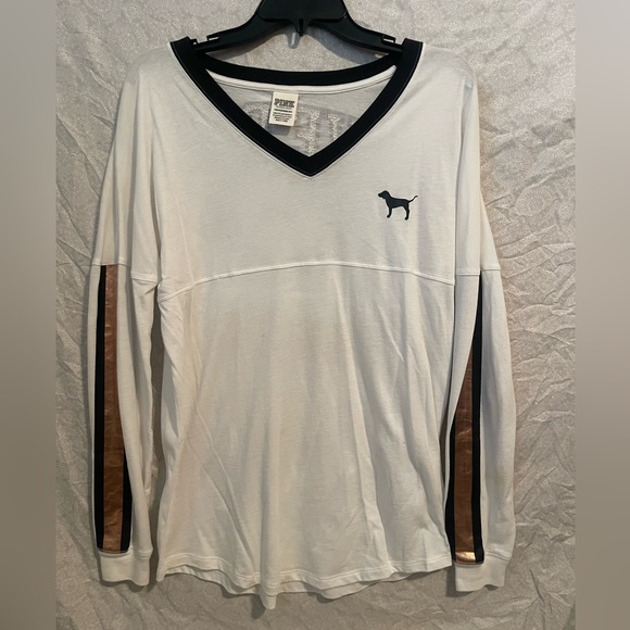 PINK Victoria's Secret Tops - PINK LONGSLEEVE